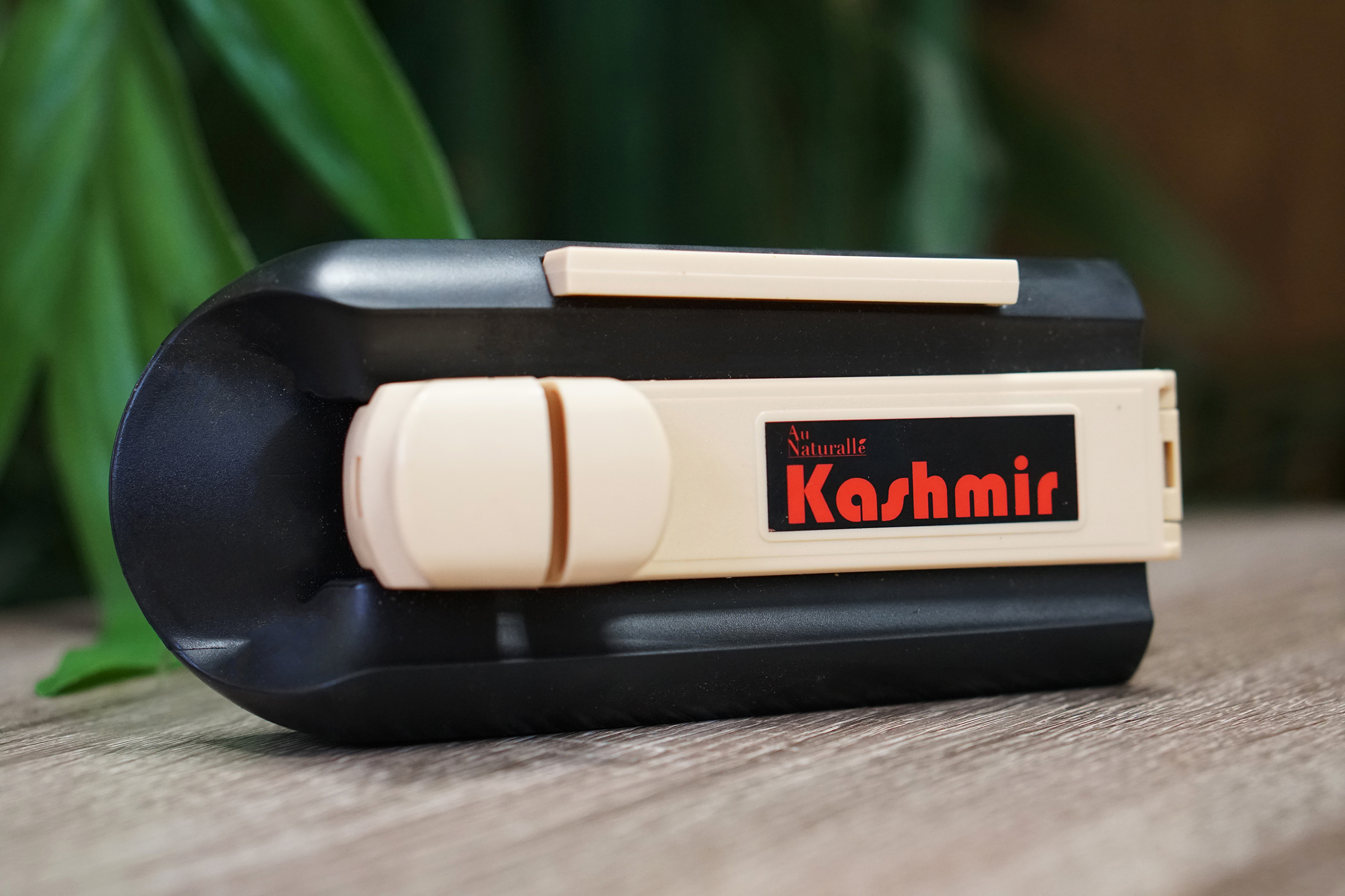 Second image of Kashmir Deluxe Injector
