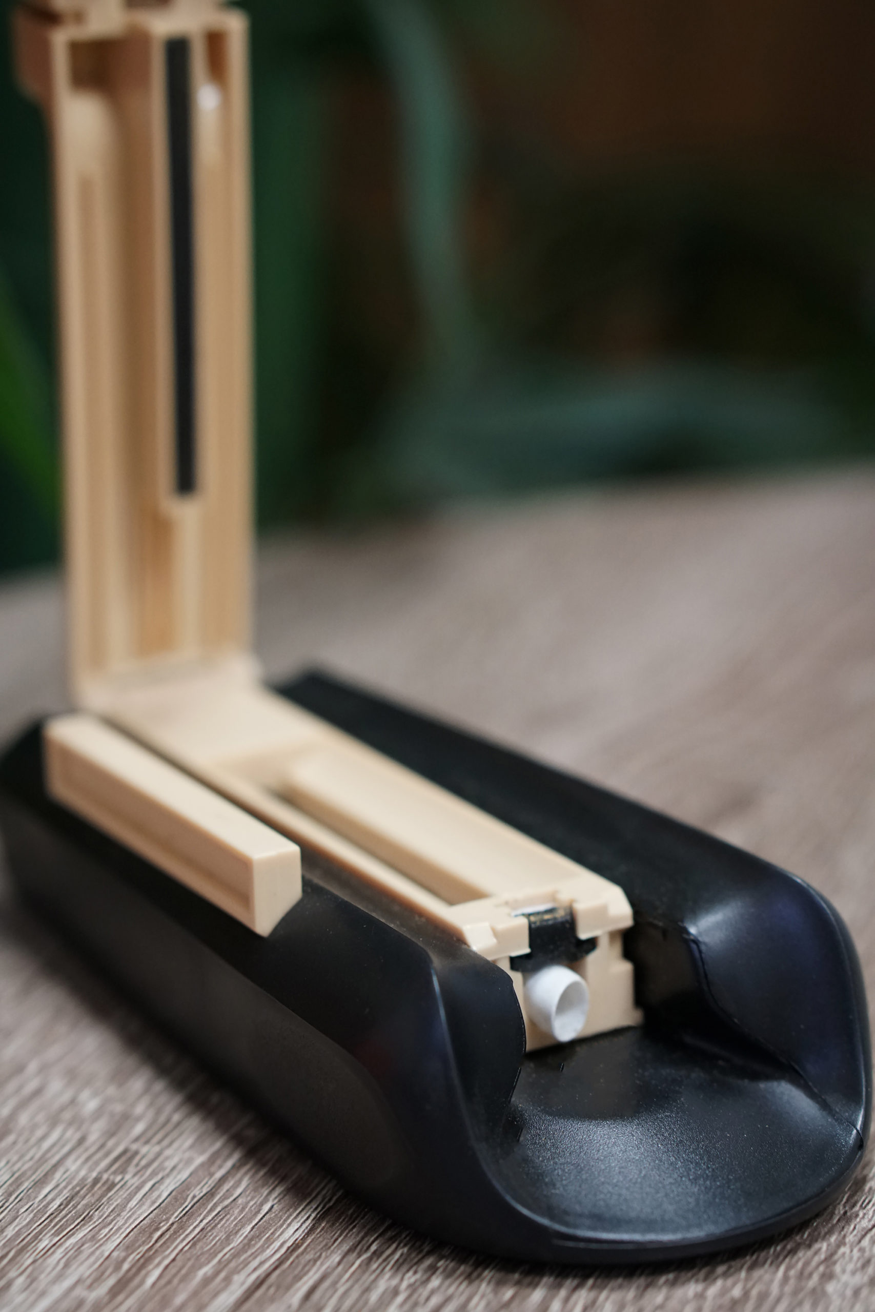 Second image of Desert Bundle with Pre-Rolled Tubes & Injector